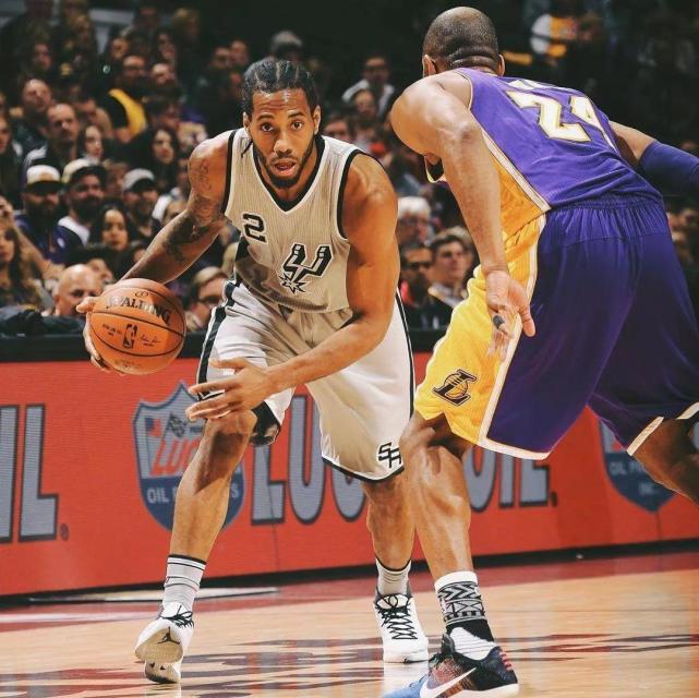 火爆，记者：11月7日诺坎普公开训练的门票已经售罄（记者：诺坎普11月7日公开训练门票已售罄，热度爆棚）