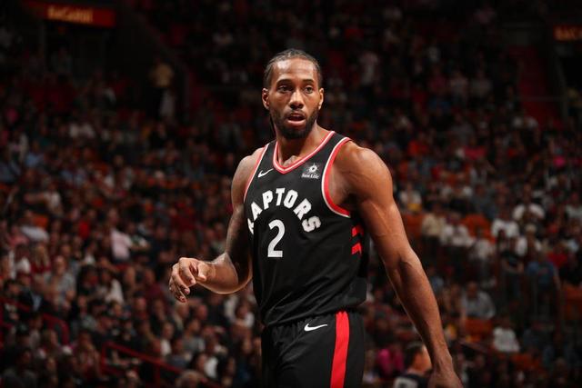 阿莱格里31场米兰和都灵德比取胜19场，仅输5场（阿莱格里德比战绩：对米兰与都灵31战19胜，仅败5场）